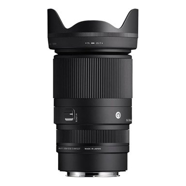 Professional Sigma 50mm f/1.4 lens with hood and AF/MF switch, ideal Photography gear UAE for Dubai & GCC users